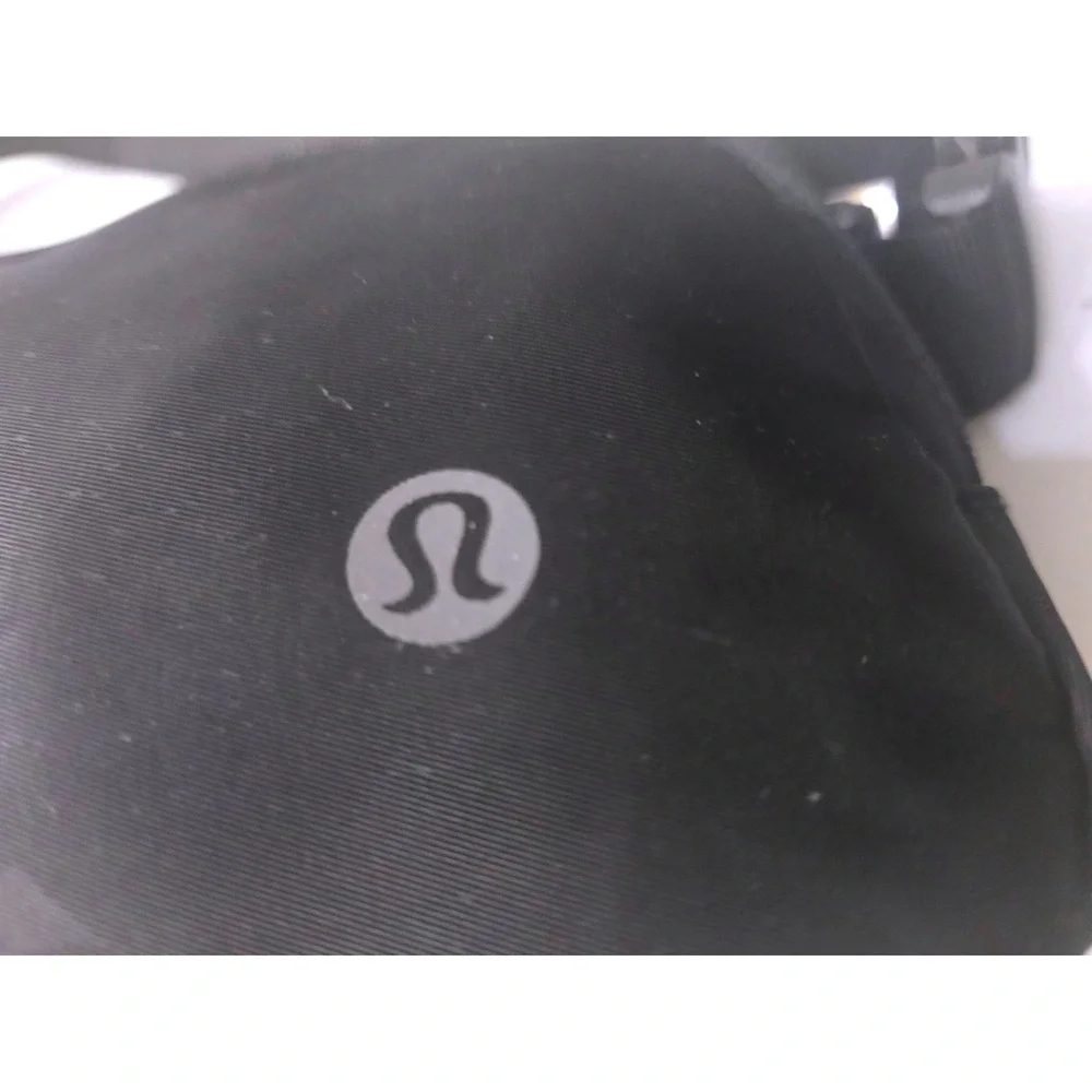 Lululemon Everywhere Belt Bag Black Adjustable Strap Crossbody Fanny Pack 1L